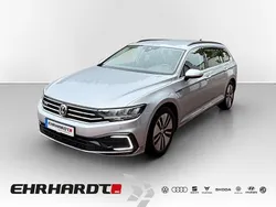 Silber Gebraucht 2020 VW Passat GTE Kombi | 18.790 € (Superpreis)