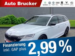 Weiss Gebraucht 2022 Skoda Octavia RS Kombi | 27.670 € (Fairer Preis)
