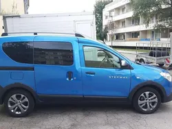 Blau Gebraucht 2015 Dacia Dokker Stepway Van | 7.700 € (Guter Preis)