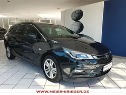 Grün Gebraucht 2018 Opel Astra Dynamic Kombi | 10.990 € (Fairer Preis)