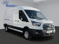 Weiß Gebraucht 2022 Ford E-Transit Trend Van | 35.490 € (Fairer Preis)