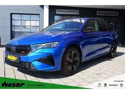 Blau Neu 2025 Skoda Octavia RS Kombi | 45.480 € (Etwas zu teuer)