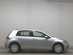 Silber Gebraucht 2018 VW Golf VII Trendline | 11.480 € (Guter Preis)