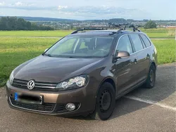 Braun Gebraucht 2010 VW Golf VI Kombi | 1.850 €