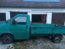 Grün Gebraucht 2001 VW T4 Van | 5.500 €