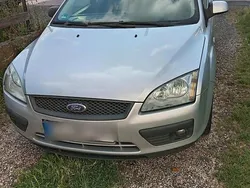 Silber Gebraucht 2005 Ford Focus Limousine | 950 € (Superpreis)