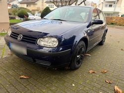 Blau Gebraucht 1999 VW Golf IV Kleinwagen | 2.249 € (Fairer Preis)