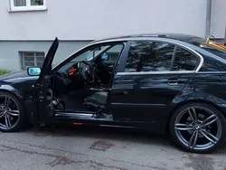 Schwarz Gebraucht 1999 BMW 328 Performance Limousine | 3.999 € (Fairer Preis)