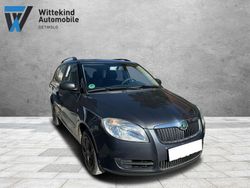 Grau Gebraucht 2009 Skoda Fabia Cool Edition Kleinwagen | 1.900 € (Fairer Preis)
