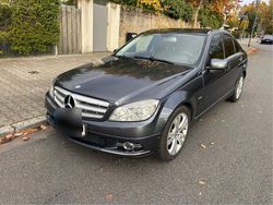 Grau Gebraucht 2010 Mercedes C200 Avantgarde Limousine | 6.700 €