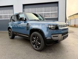 Blau Gebraucht 2025 Land Rover Defender Black Edition SUV | 78.700 € (Superpreis)