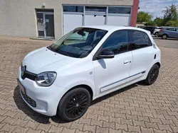 Weiß Gebraucht 2022 Renault Twingo Urban Night Kleinwagen | 11.700 € (Fairer Preis)