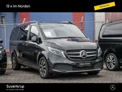 Grau Gebraucht 2023 Mercedes V250 Van / Kleinbus | 67.865 €