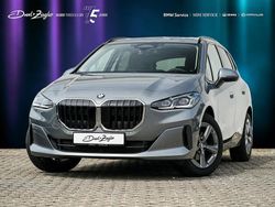 Skyscraper grau metallic Gebraucht 2025 BMW 220 Active Tourer Luxury Line Van / Kleinbus | 31.490 € (Guter Preis)
