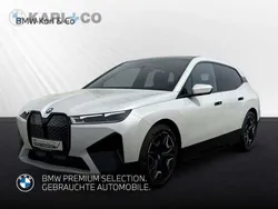Weiss Gebraucht 2023 BMW iX Sport Line SUV | 68.880 € (Fairer Preis)