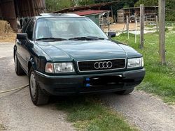 Grün Gebraucht 1992 Audi 80 Limousine | 3.450 €