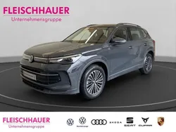 Grau Neu 2025 VW Tiguan R SUV | 39.590 € (Superpreis)