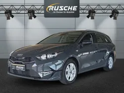 Grau Gebraucht 2023 Kia Ceed Sportswagon Kombi | 19.997 € (Superpreis)