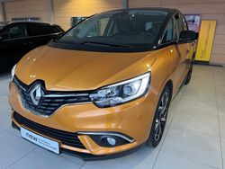 Gelb Gebraucht 2017 Renault Scénic IV Bose Edition Van / Kleinbus | 13.490 € (Etwas zu teuer)