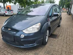 Grün Gebraucht 2008 Ford S-MAX S Van / Kleinbus | 2.000 € (Superpreis)