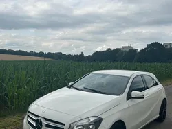 Weiß Gebraucht 2015 Mercedes A180 Style Limousine | 8.990 € (Superpreis)