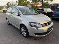 Silver leaf white gold Gebraucht 2014 VW Golf Plus Cross Comfortline Van / Kleinbus | 5.990 € (Guter Preis)