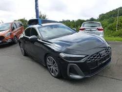 Mythosschwarz metallic Gebraucht 2024 Audi A5 S-Line Coupé | 50.490 € (Guter Preis)