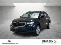 Schwarz Gebraucht 2024 Skoda Karoq Elegance SUV | 32.458 € (Fairer Preis)