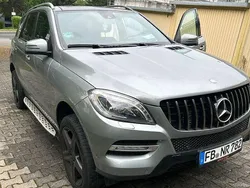 Schwarz Gebraucht 2012 Mercedes ML350 SUV | 14.899 € (Fairer Preis)