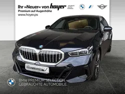 M carbonschwarz Gebraucht 2024 BMW 520 M Sport Limousine | 51.430 € (Fairer Preis)