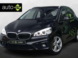 Saphirschwarz metallic Gebraucht 2016 BMW 218 Van / Kleinbus | 13.100 € (Etwas zu teuer)