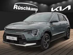 Dunkelgruen Neu 2024 Kia Niro Vision SUV | 33.690 € (Fairer Preis)