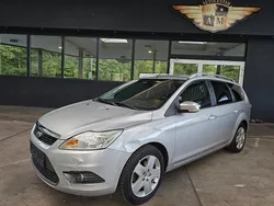 Silber Gebraucht 2008 Ford Focus Style Limousine | 3.950 € (Fairer Preis)