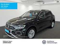 Schwarz Gebraucht 2024 VW T-Roc Life SUV | 22.200 € (Guter Preis)