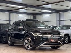 Schwarz Gebraucht 2022 VW Tiguan Allspace SUV | 31.890 € (Fairer Preis)