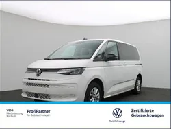 Weiß Gebraucht 2024 VW Multivan Life Van / Kleinbus | 53.390 € (Fairer Preis)