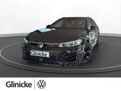 Grenadillschwarz metallic Gebraucht 2025 VW Passat R-line Kombi | 47.880 € (Teuer)