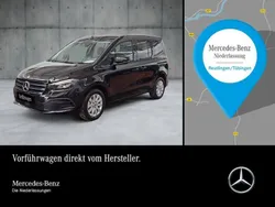 Schwarz Gebraucht 2025 Mercedes T180 Progressive Van / Kleinbus | 34.990 €