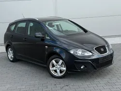 Schwarz Gebraucht 2012 Seat Altea XL Stylance Van / Kleinbus | 4.990 € (Fairer Preis)