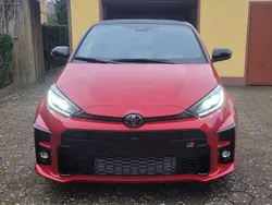 Rot Gebraucht 2024 Toyota Yaris Edition Limousine | 39.900 € (Etwas zu teuer)