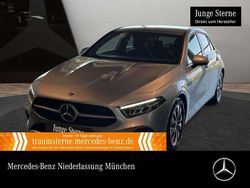 Silber Gebraucht 2024 Mercedes A180 Limousine | 27.990 € (Guter Preis)