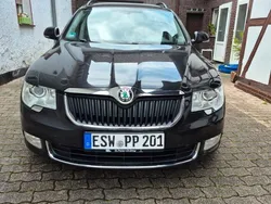 Schwarz Gebraucht 2013 Skoda Superb Active Kombi | 6.200 € (Guter Preis)