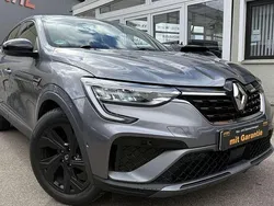 Grau Gebraucht 2022 Renault Arkana R.S. SUV | 20.950 € (Fairer Preis)