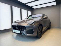 Grau Gebraucht 2024 Maserati Grecale SUV | 78.649 € (Teuer)