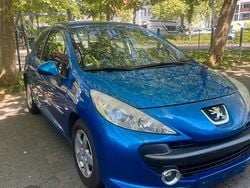 Blau Gebraucht 2006 Peugeot 207 Coupé | 550 € (Guter Preis)
