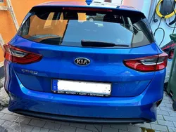 Grau Gebraucht 2020 Kia Ceed Vision Limousine | 15.999 € (Fairer Preis)