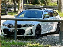 Weiß Gebraucht 2023 BMW 320 Comfort Edition Kombi | 40.900 € (Teuer)