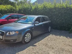Grau Gebraucht 2005 Audi A4 Kombi | 2.800 € (Teuer)
