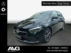 Schwarz Gebraucht 2024 Mercedes B200 Advanced Van / Kleinbus | 31.990 € (Fairer Preis)