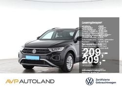 Deep black perleffekt (metallic) Gebraucht 2024 VW T-Roc Life SUV | 21.780 € (Guter Preis)